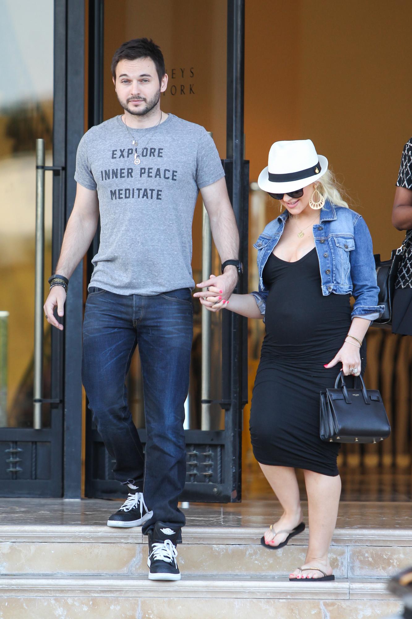 45874031.jpg 45874031.jpg