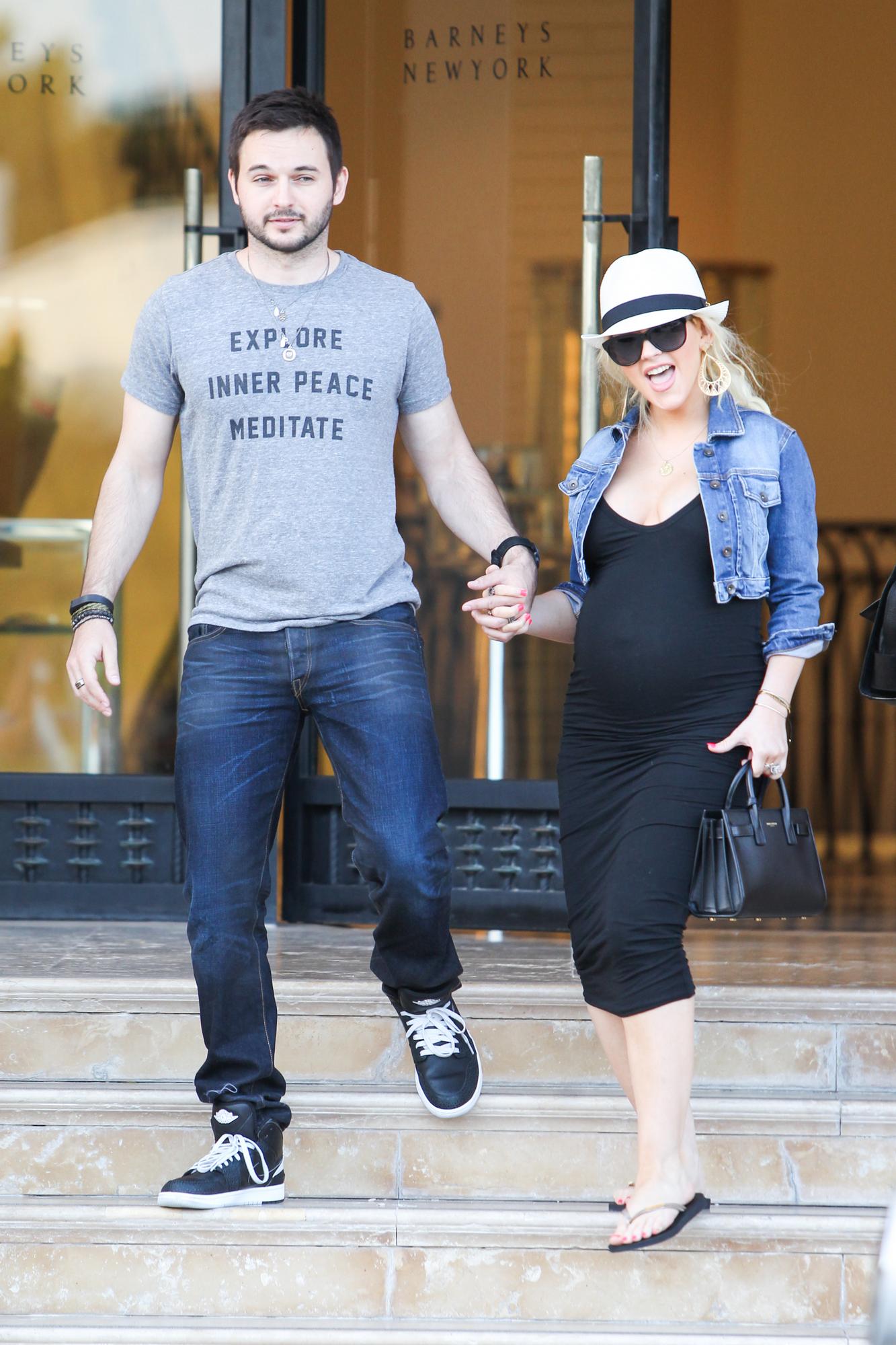 45874038.jpg 45874038.jpg