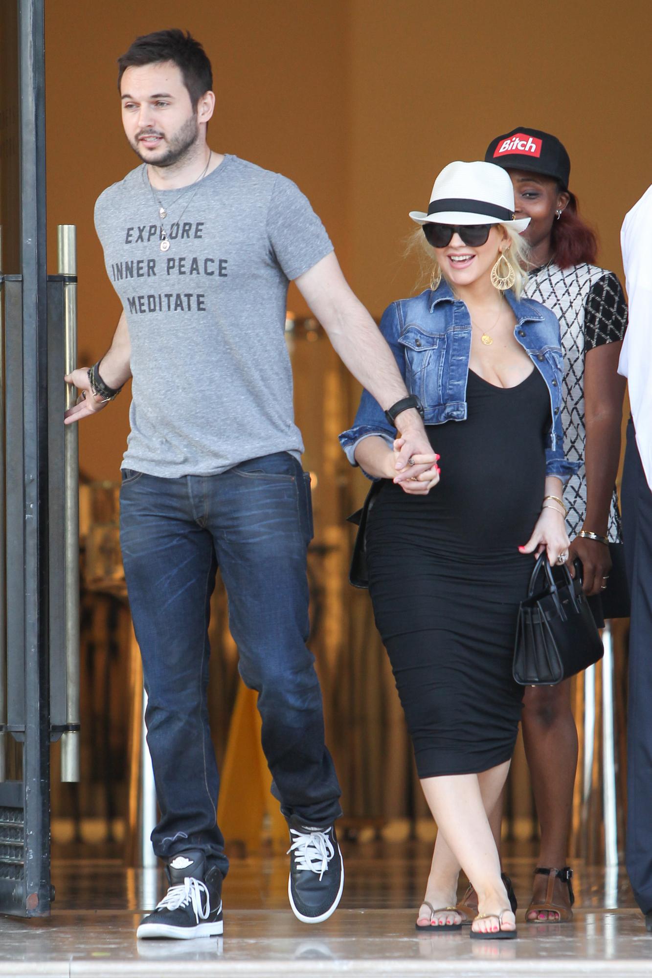 45874041.jpg 45874041.jpg