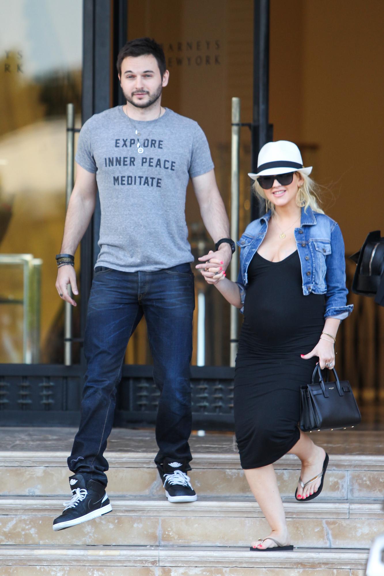 45874044.jpg 45874044.jpg