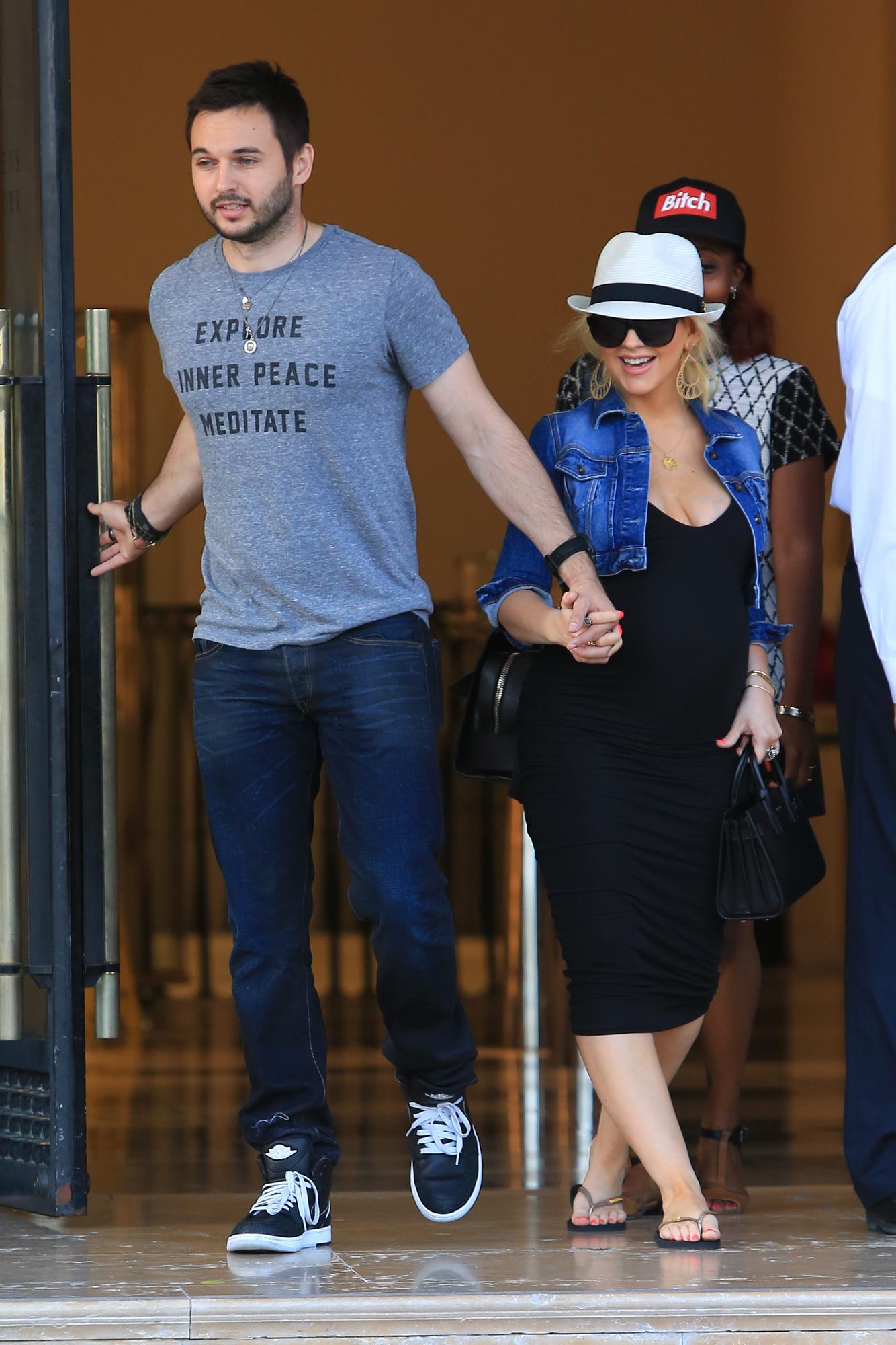 45874046.jpg 45874046.jpg