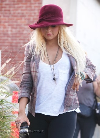 45895053.jpg 45895053.jpg