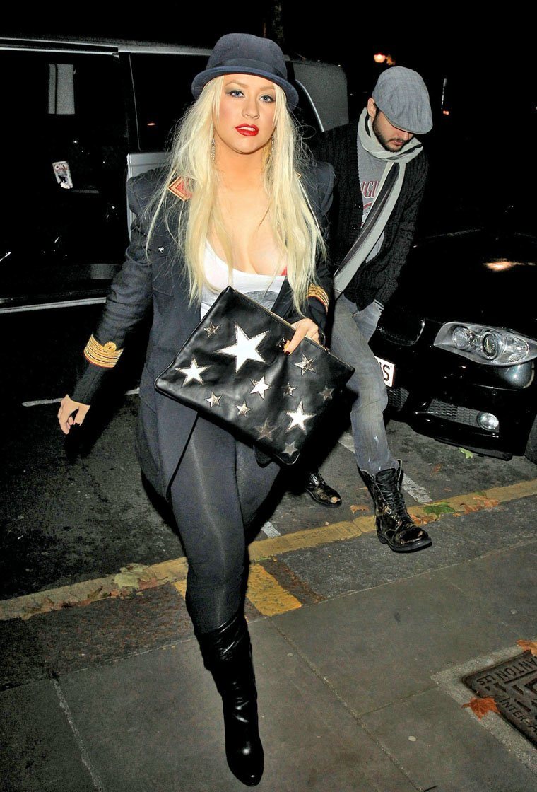 46987005.jpg 46987005.jpg