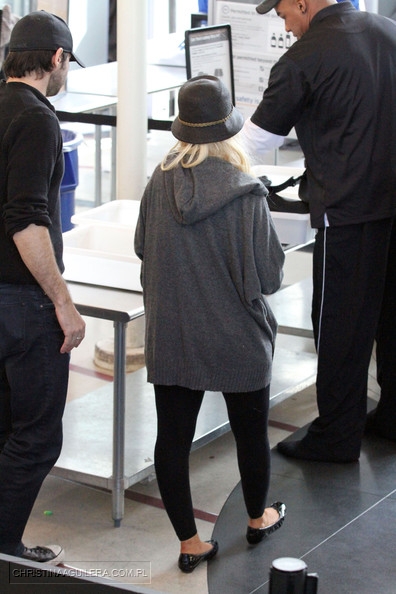 4758012.jpg 4758012.jpg