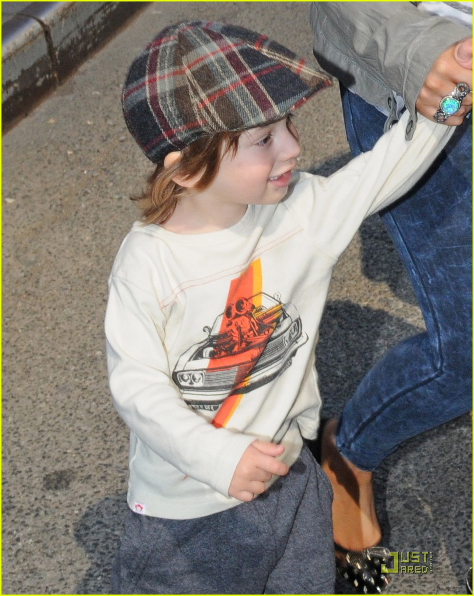 4795029.jpg 4795029.jpg