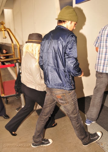 4937012.jpg 4937012.jpg