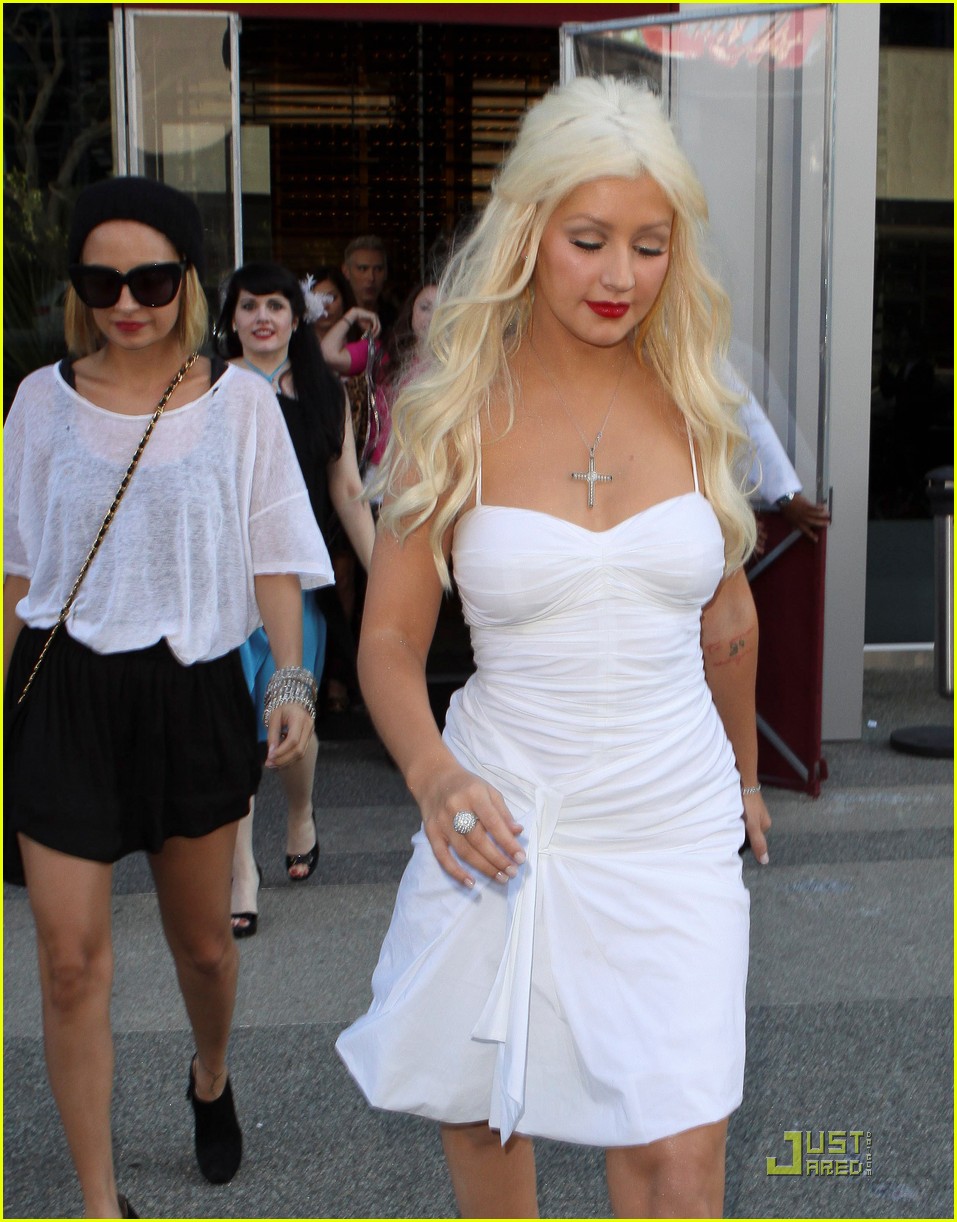 5632028.jpg 5632028.jpg