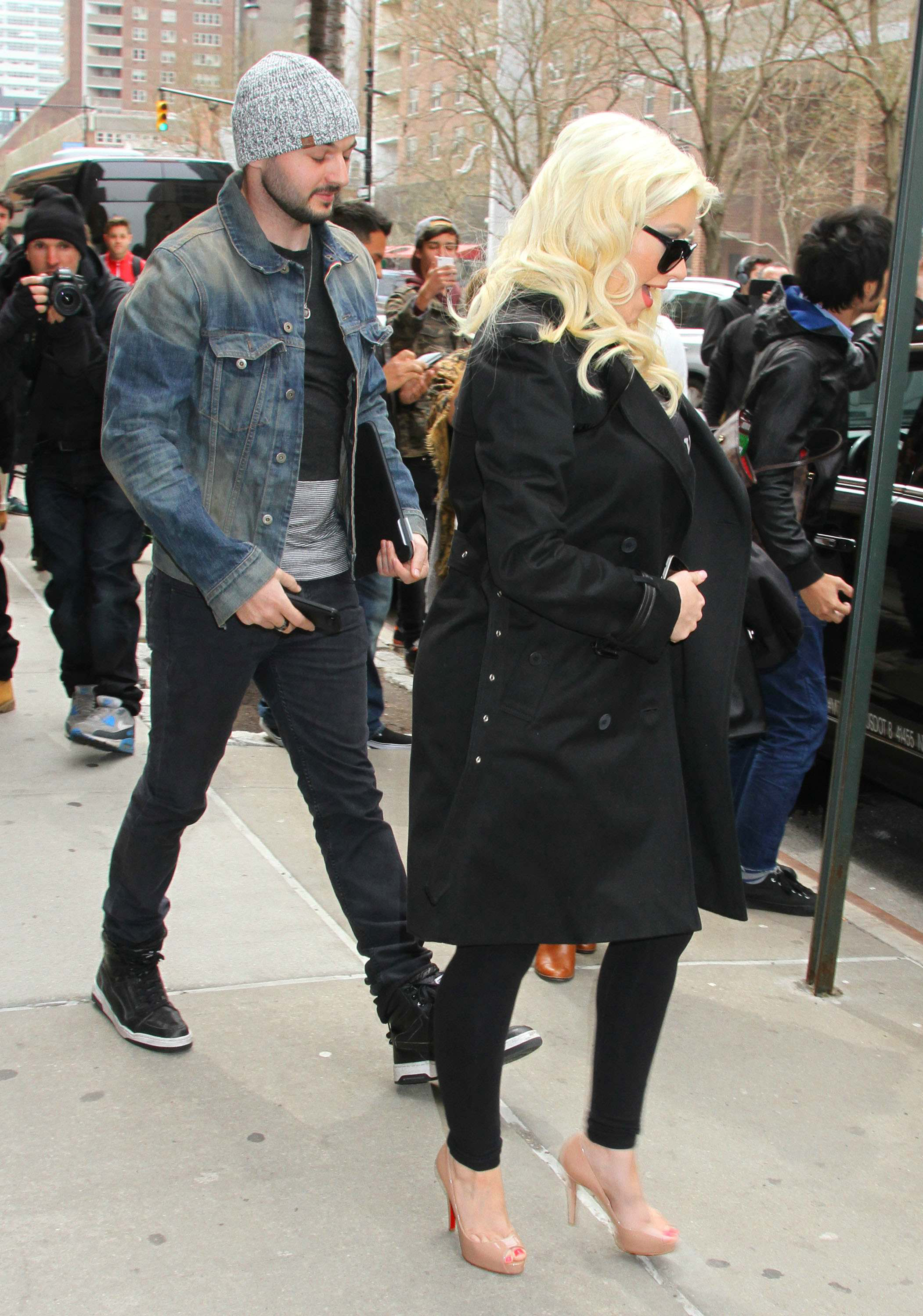 56698001.jpg 56698001.jpg