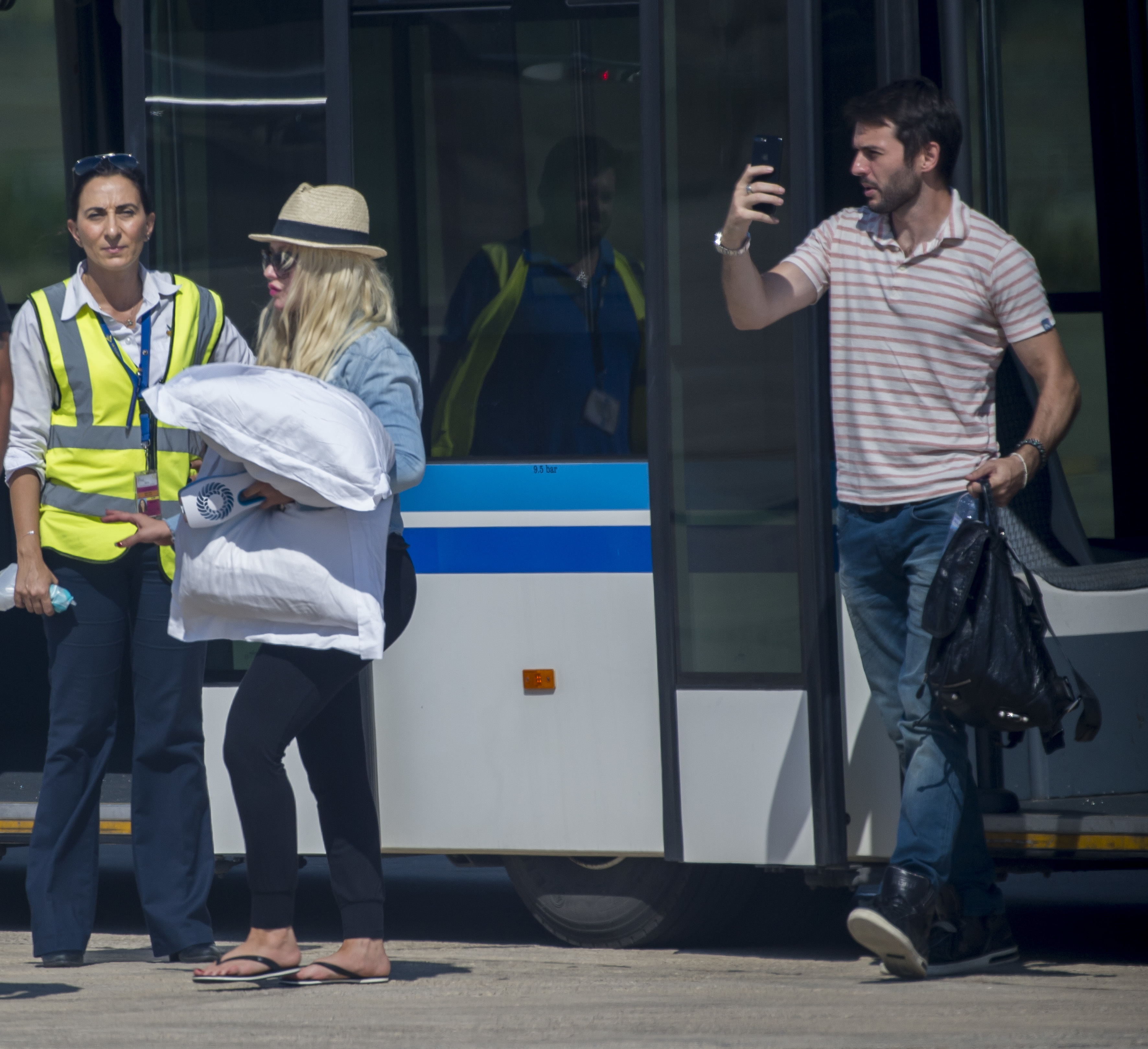 57695013.jpg 57695013.jpg