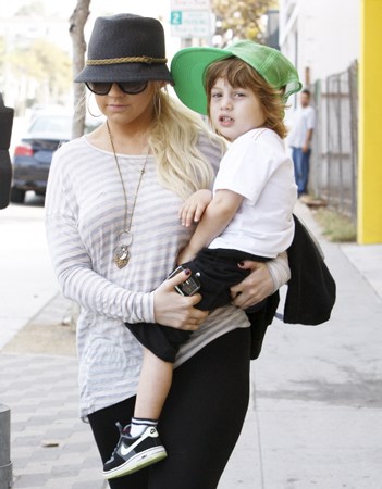 582147002.jpg 582147002.jpg