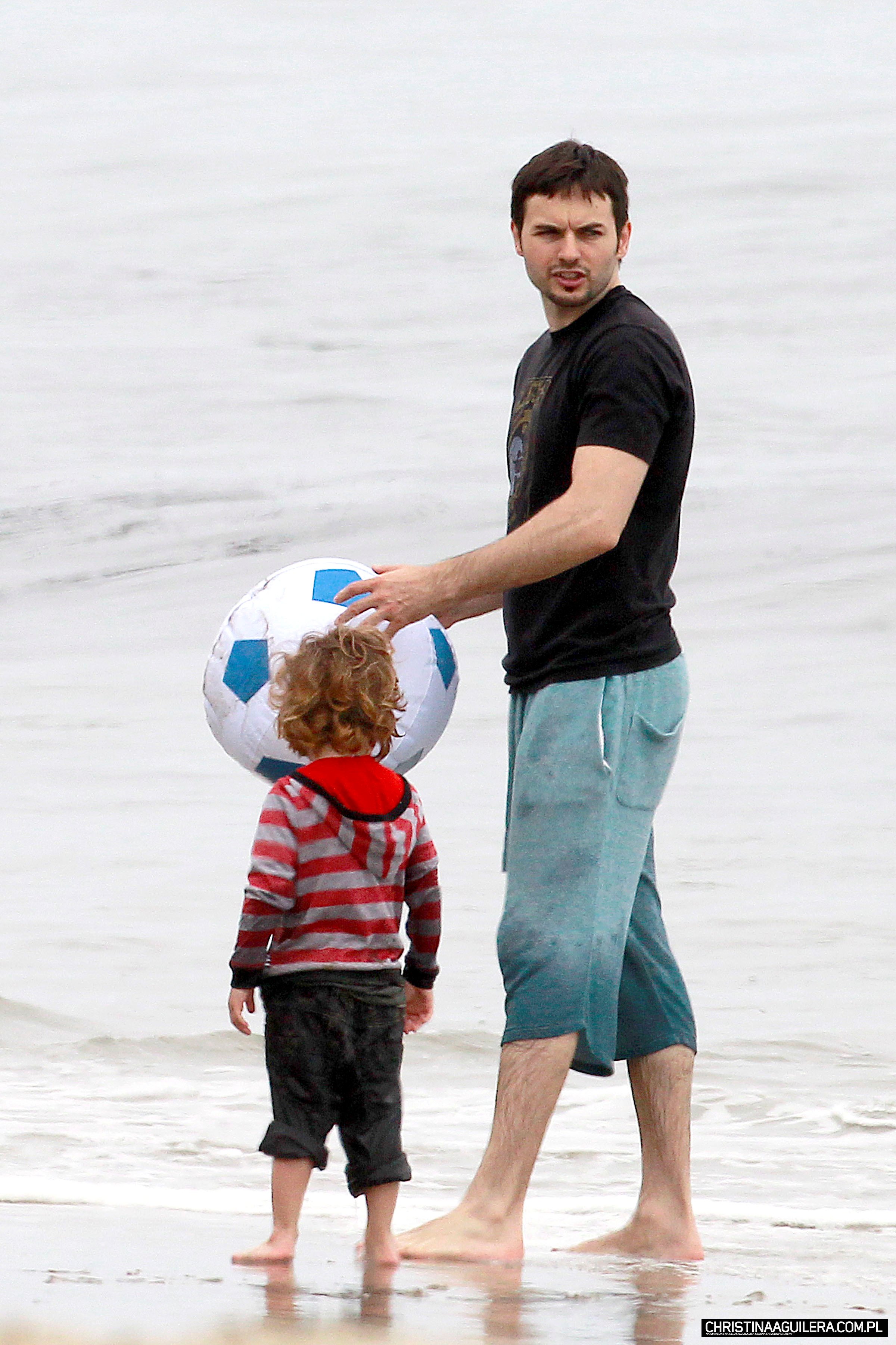 582852017.jpg 582852017.jpg