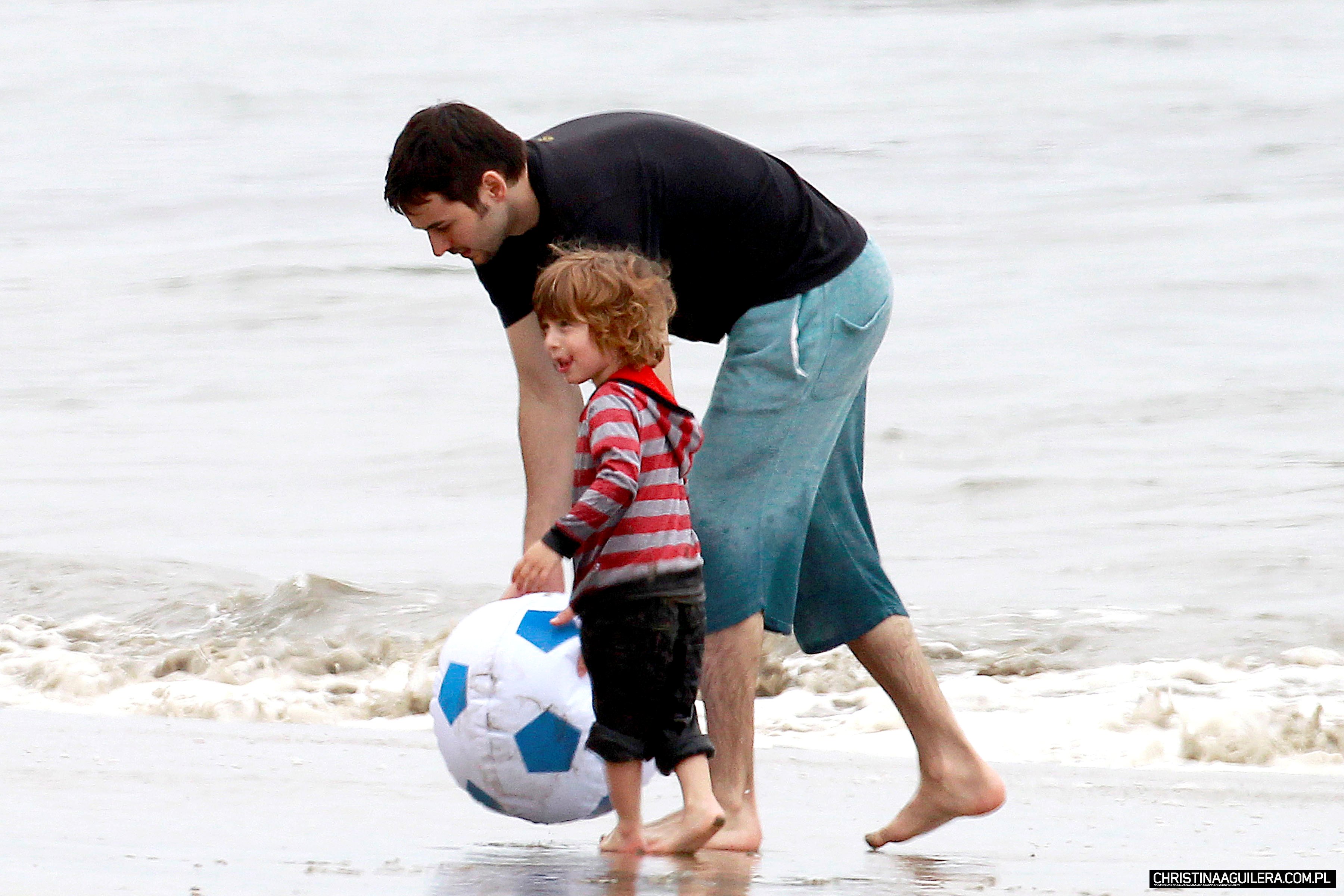 582852019.jpg 582852019.jpg