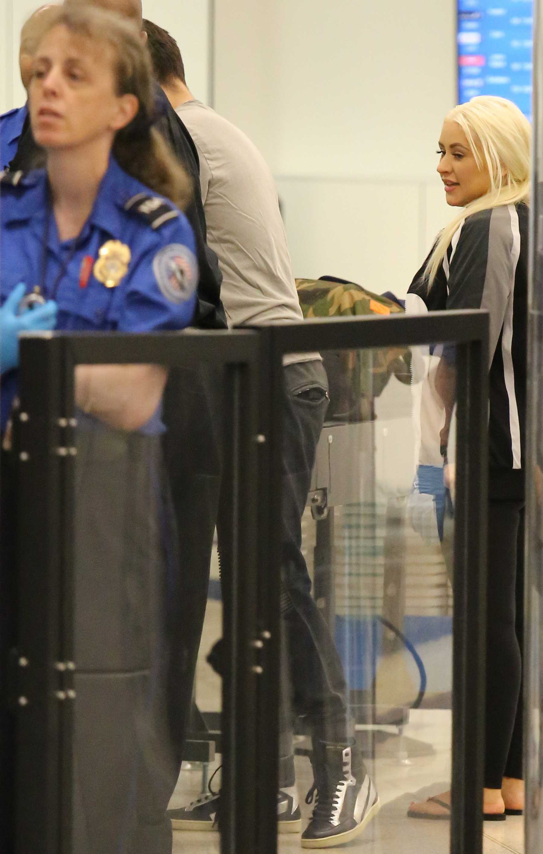 5845026.jpg 5845026.jpg