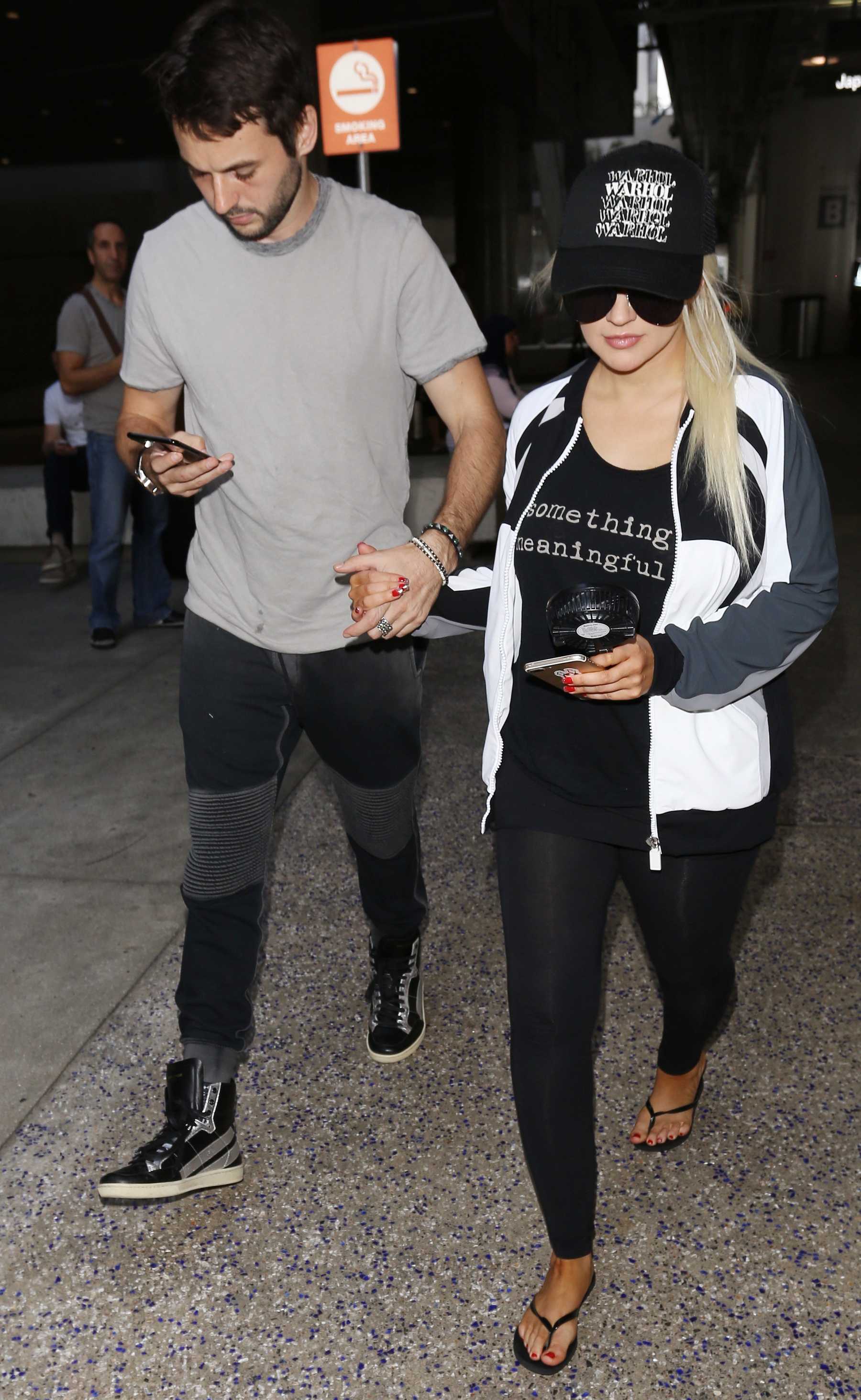 5845031.jpg 5845031.jpg