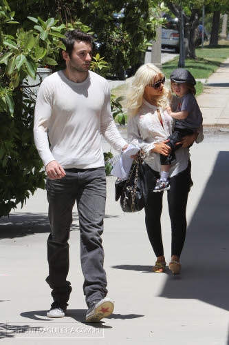 589647014.jpg 589647014.jpg