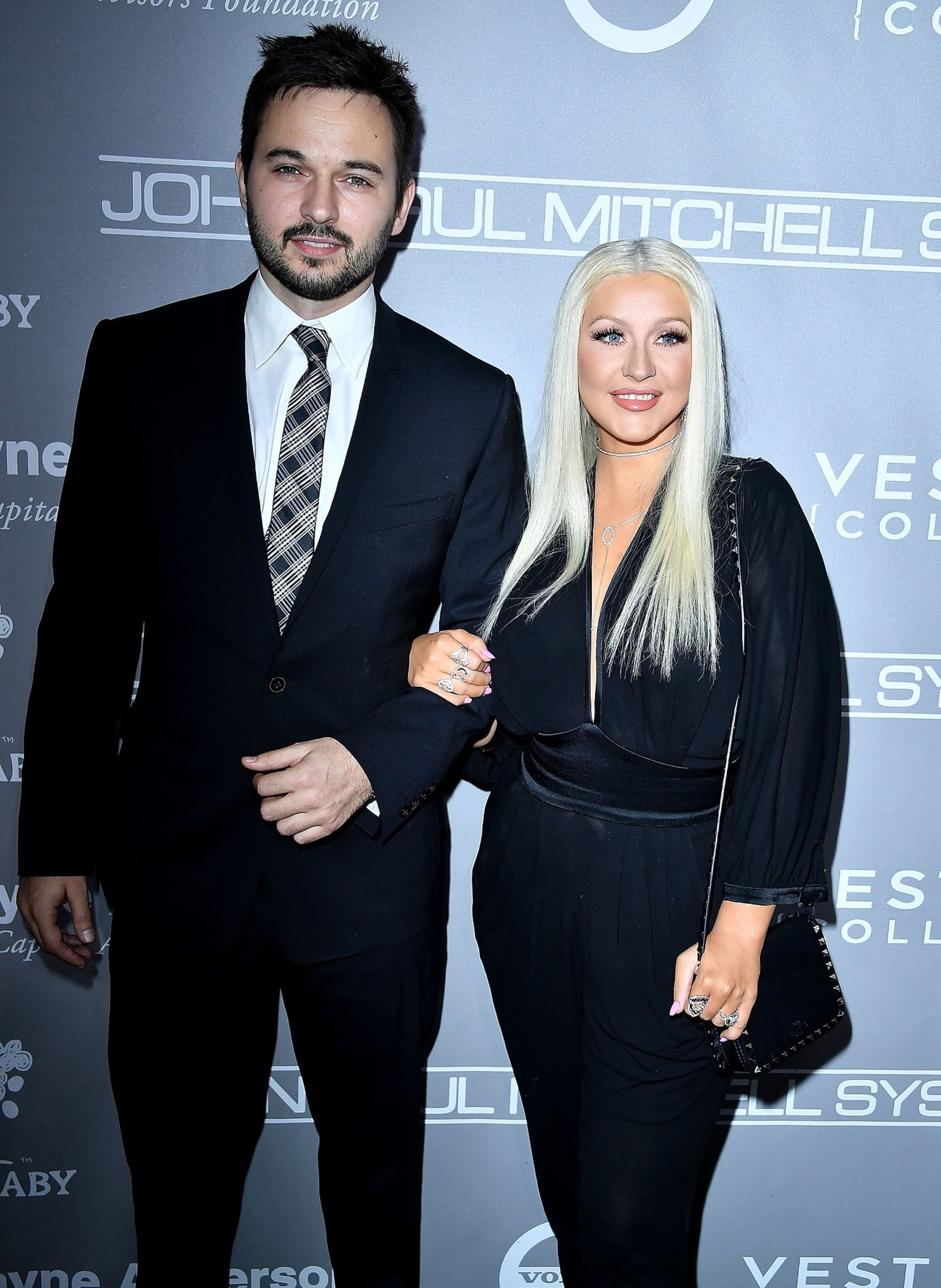 623077908.jpg 623077908.jpg