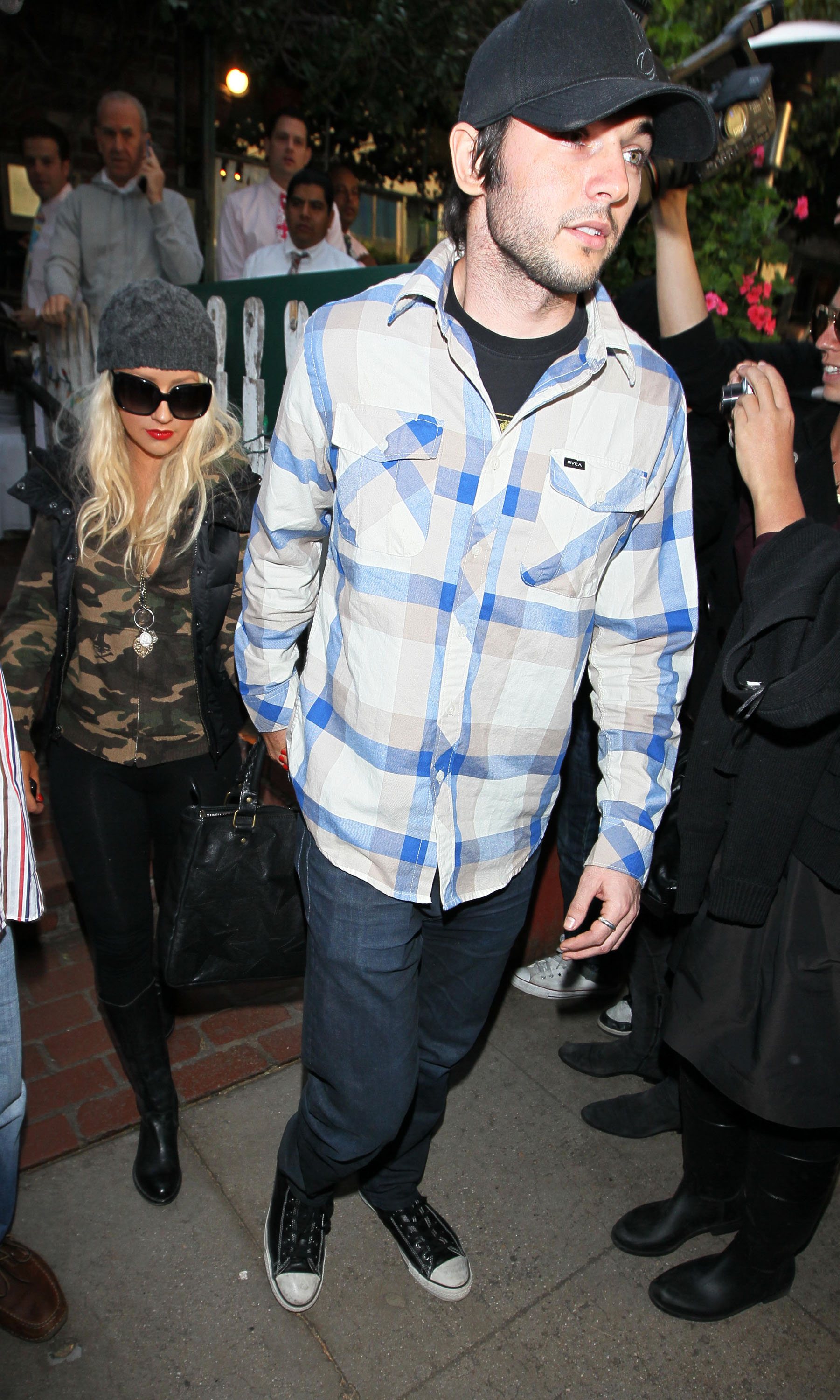 65987010.jpg 65987010.jpg