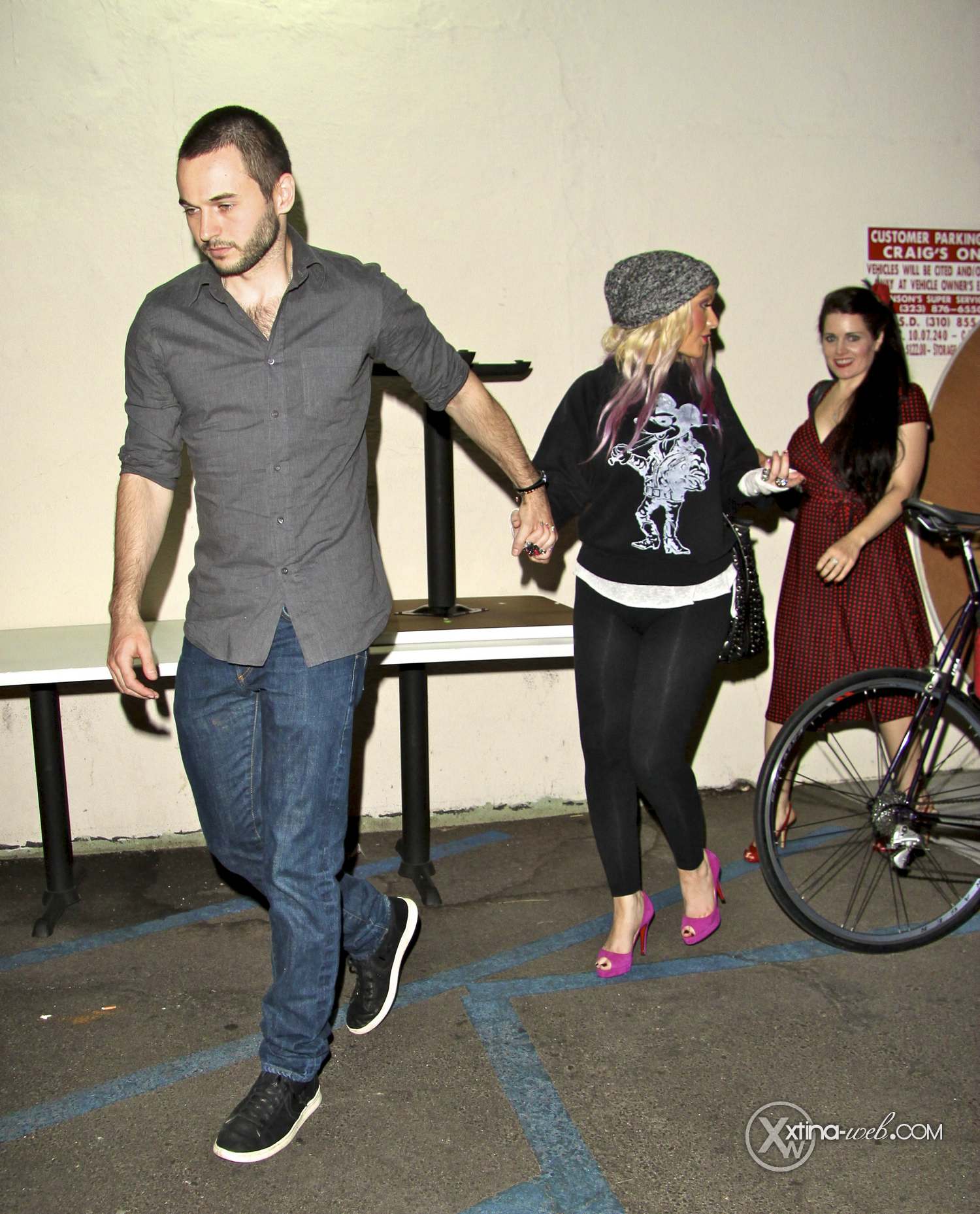 6935009.jpg 6935009.jpg