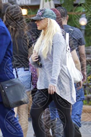 71028010.jpg 71028010.jpg