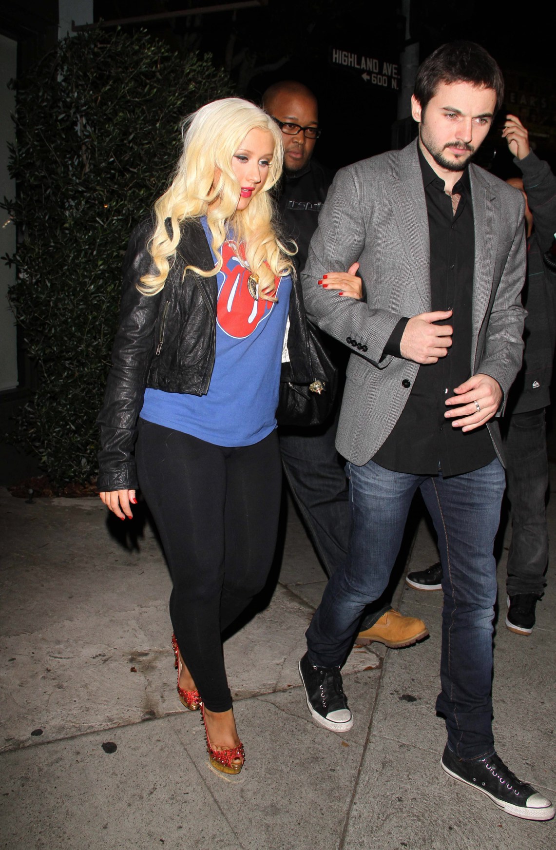 71394014.jpg 71394014.jpg