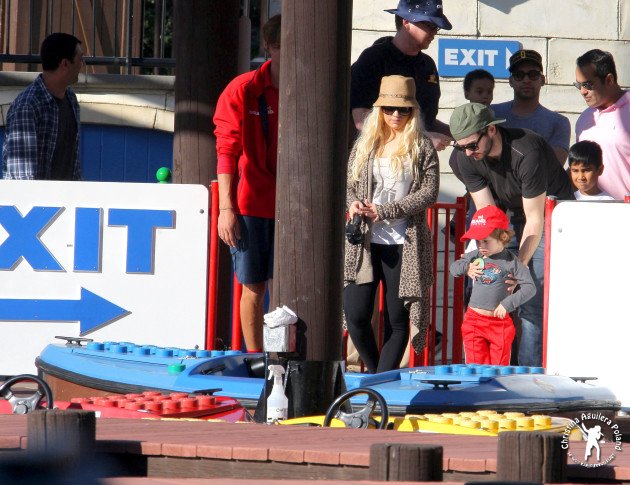 71394015~0.jpg 71394015~0.jpg