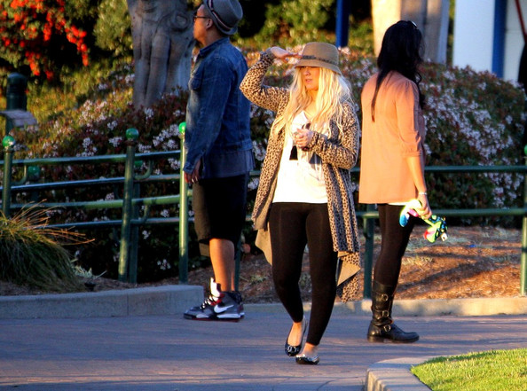 71394064.jpg 71394064.jpg