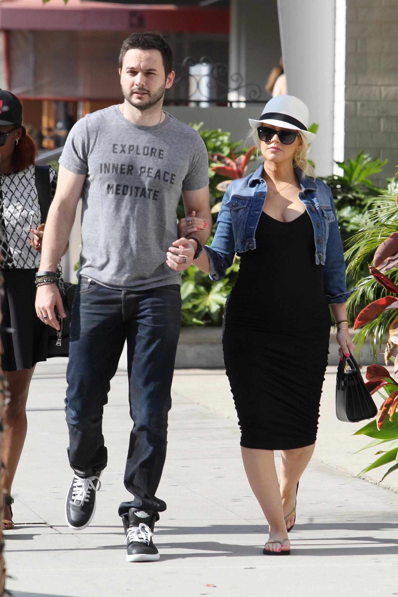 71874006.jpg 71874006.jpg