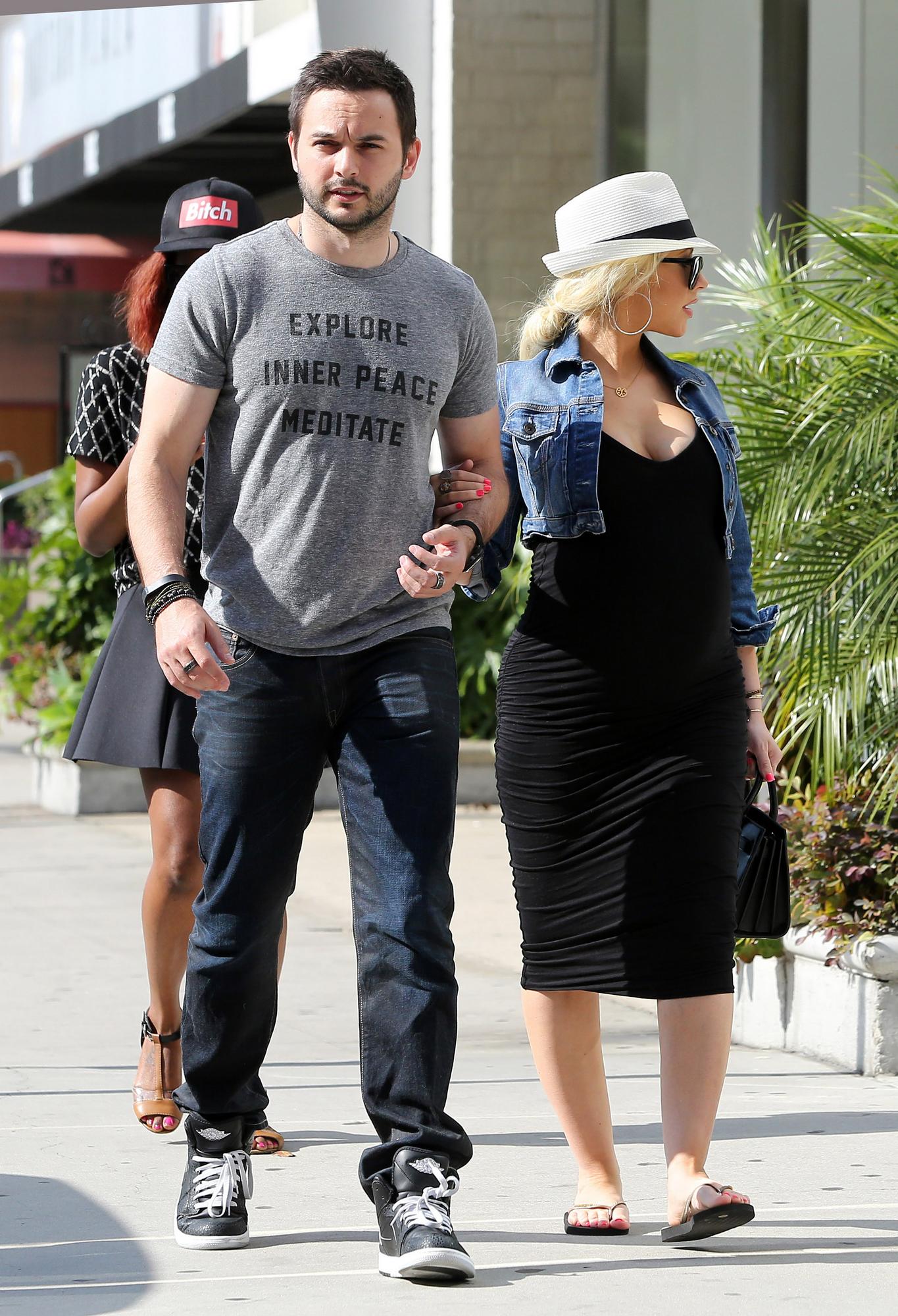 71874063.jpg 71874063.jpg