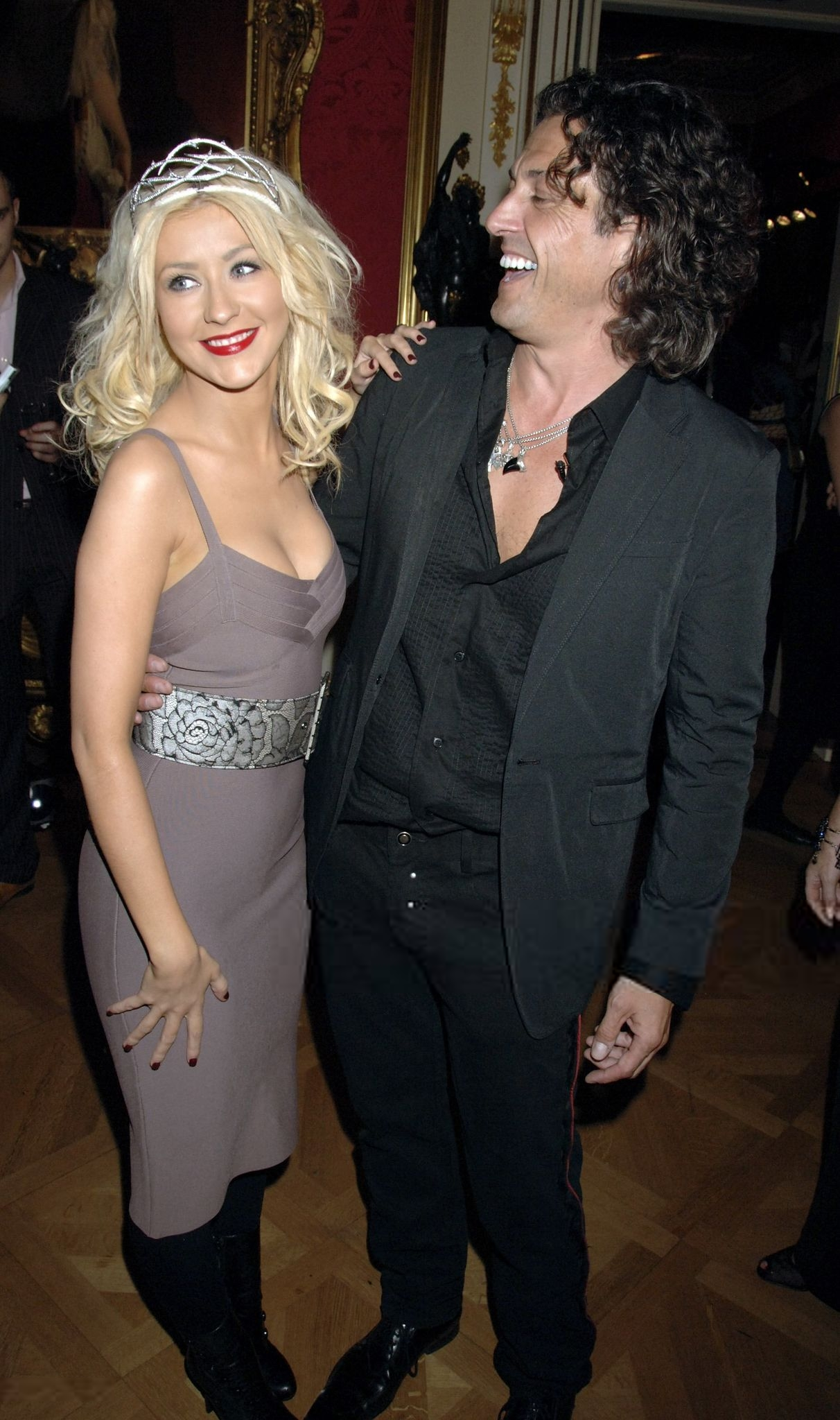 71882500.png 71882500.png