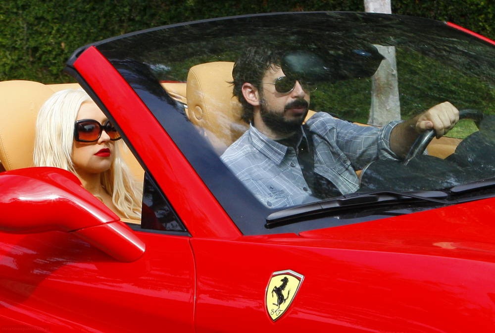 7456019.jpg 7456019.jpg