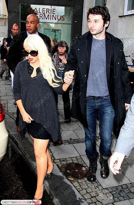 7456985004.jpg 7456985004.jpg