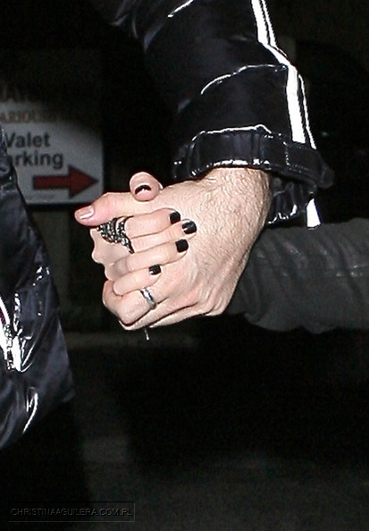 7788008.jpg 7788008.jpg