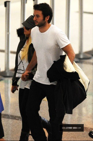 7854013.jpg 7854013.jpg