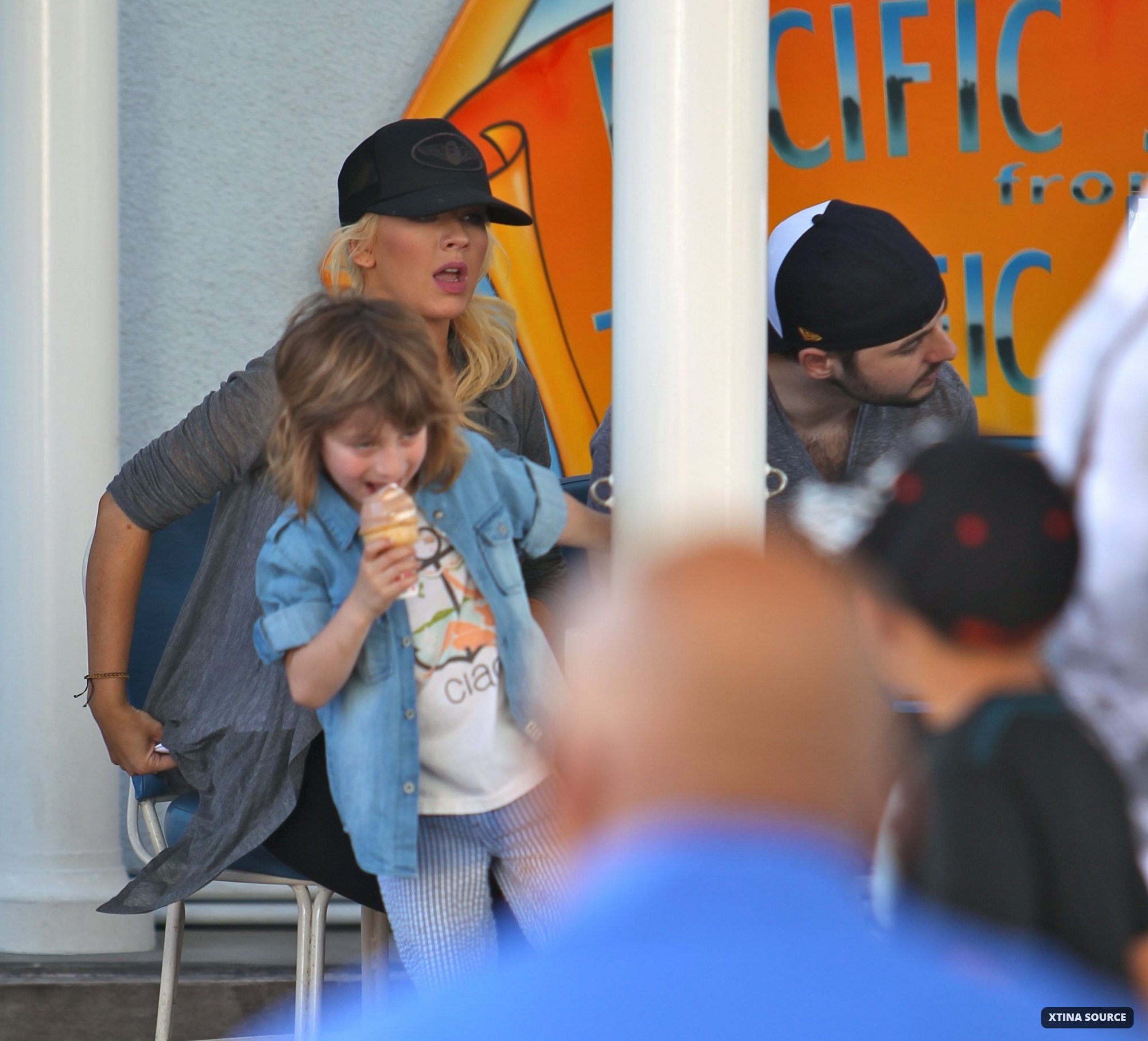 7894005.jpg 7894005.jpg