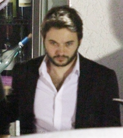 789546014.jpg 789546014.jpg