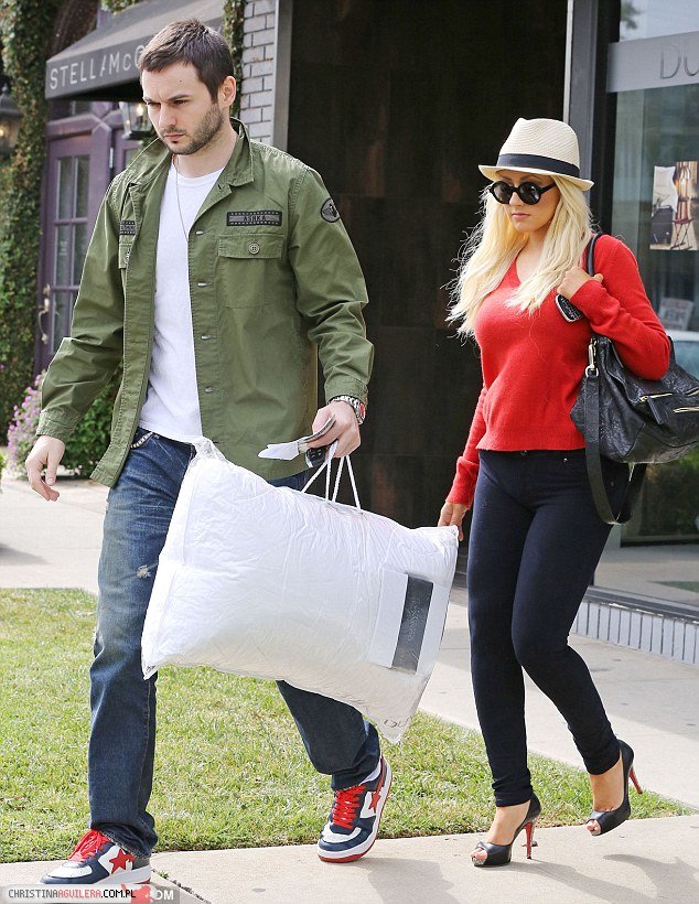 7958038.jpg 7958038.jpg