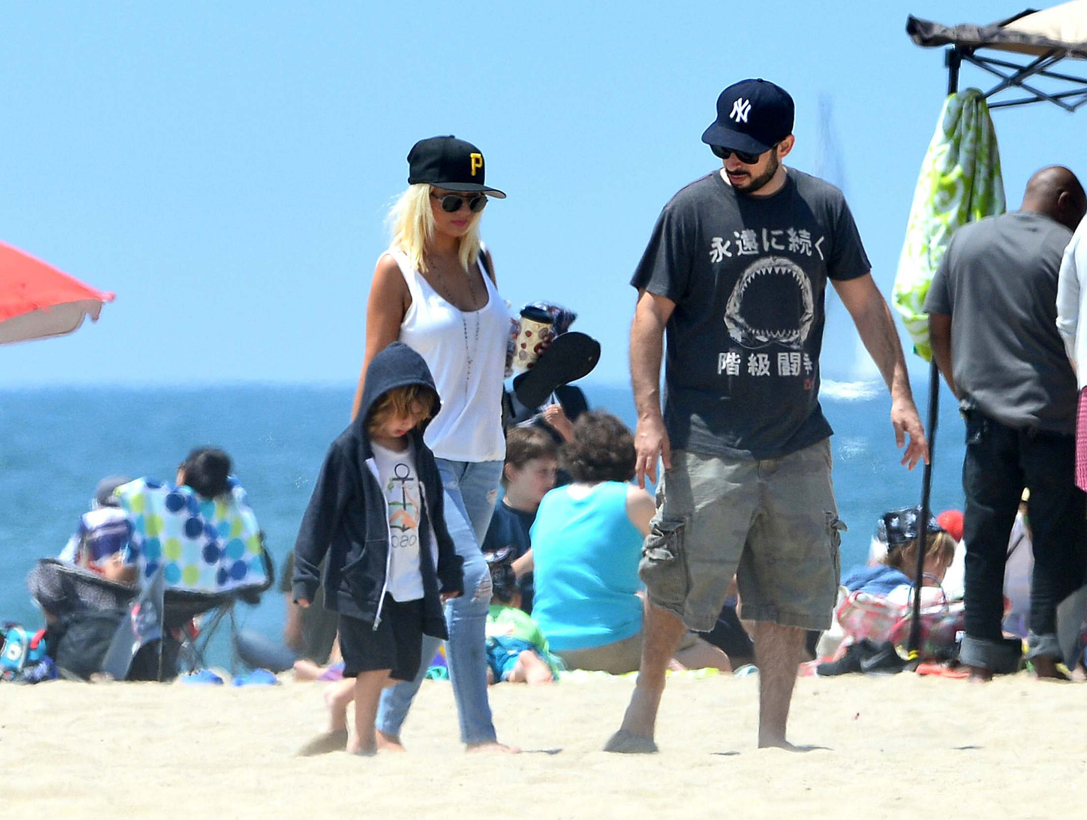 801739035.jpg 801739035.jpg