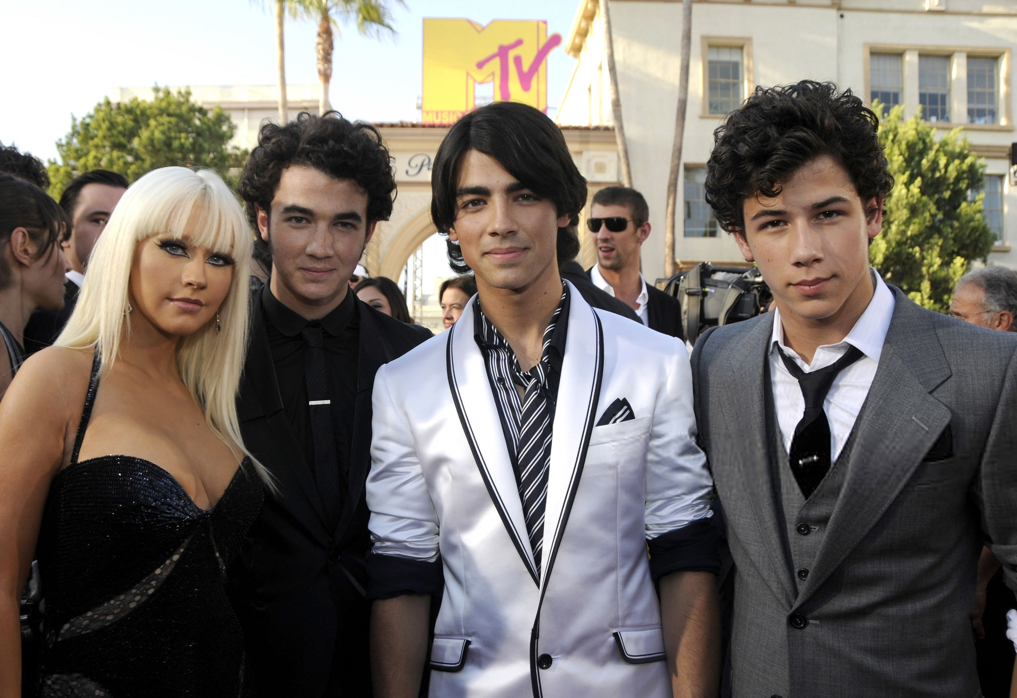 82706345.png 82706345.png