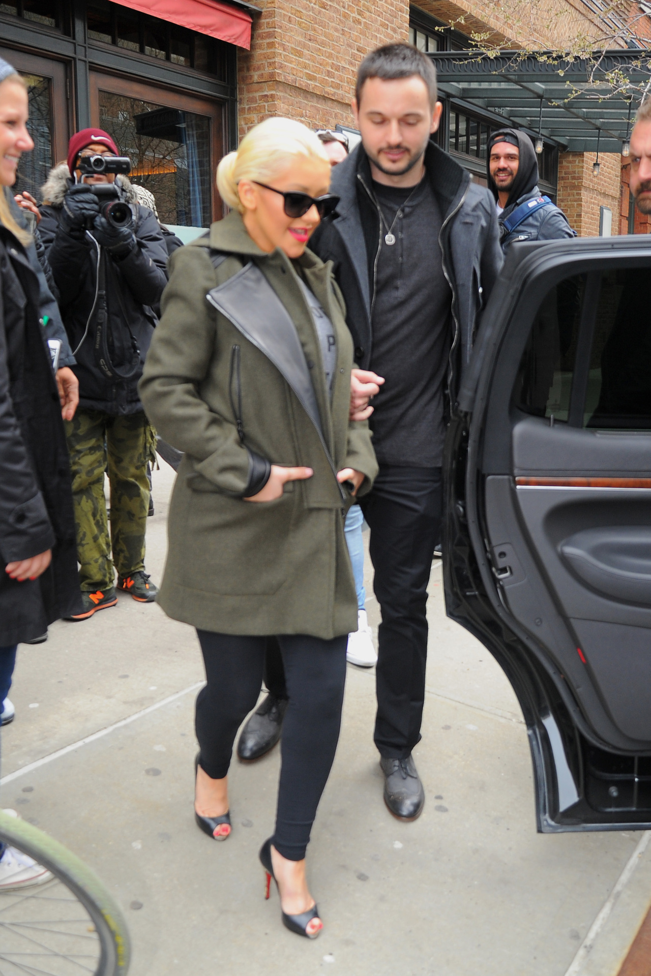 847024~0.jpg 847024~0.jpg