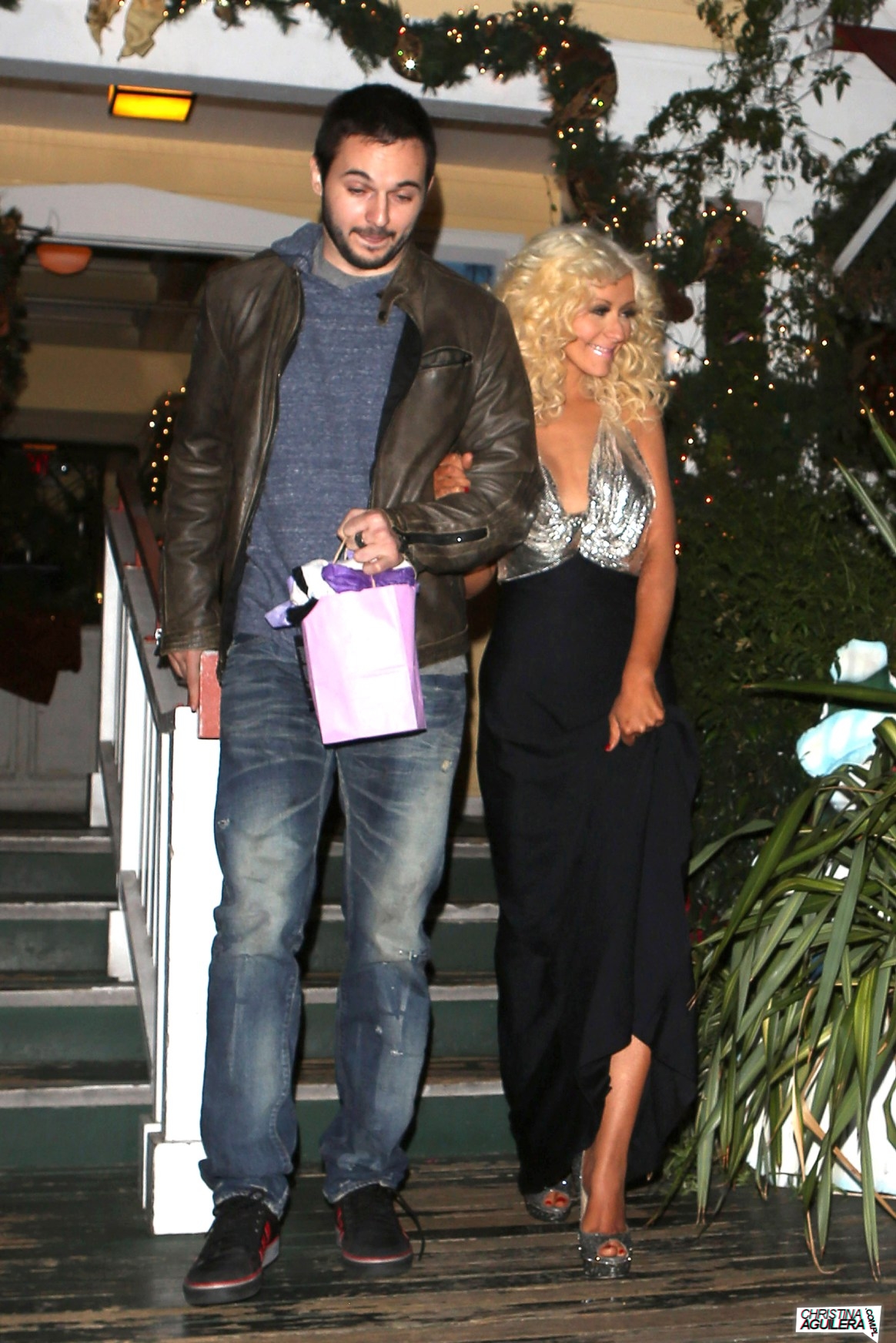 852147018.jpg 852147018.jpg