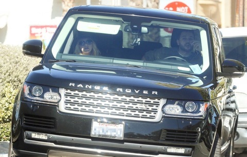 854789010.jpg 854789010.jpg