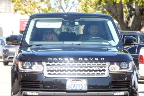 854789013.jpg 854789013.jpg