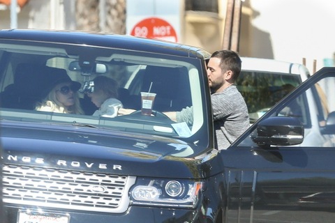 854789023.jpg 854789023.jpg