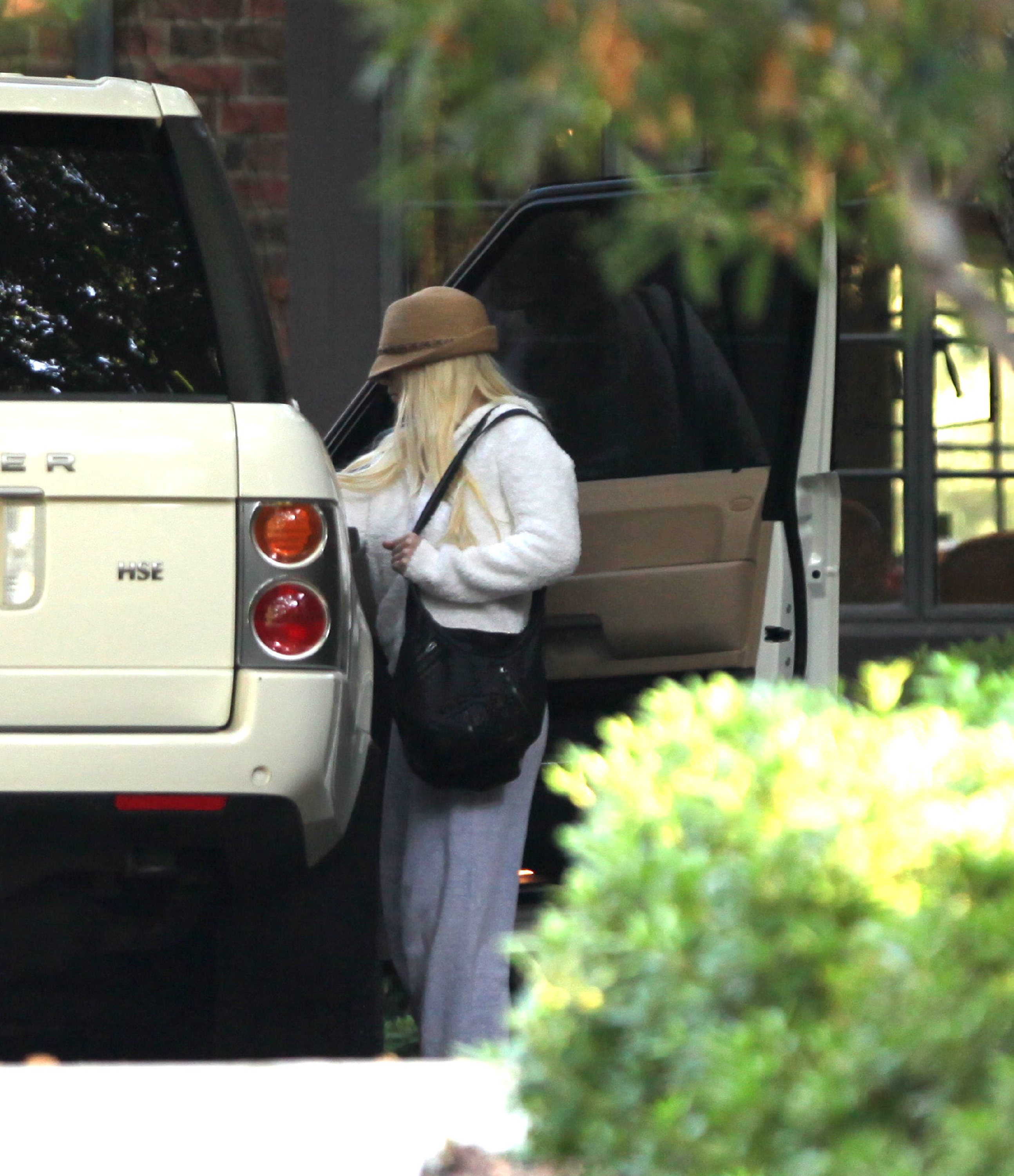 8549002.jpg 8549002.jpg