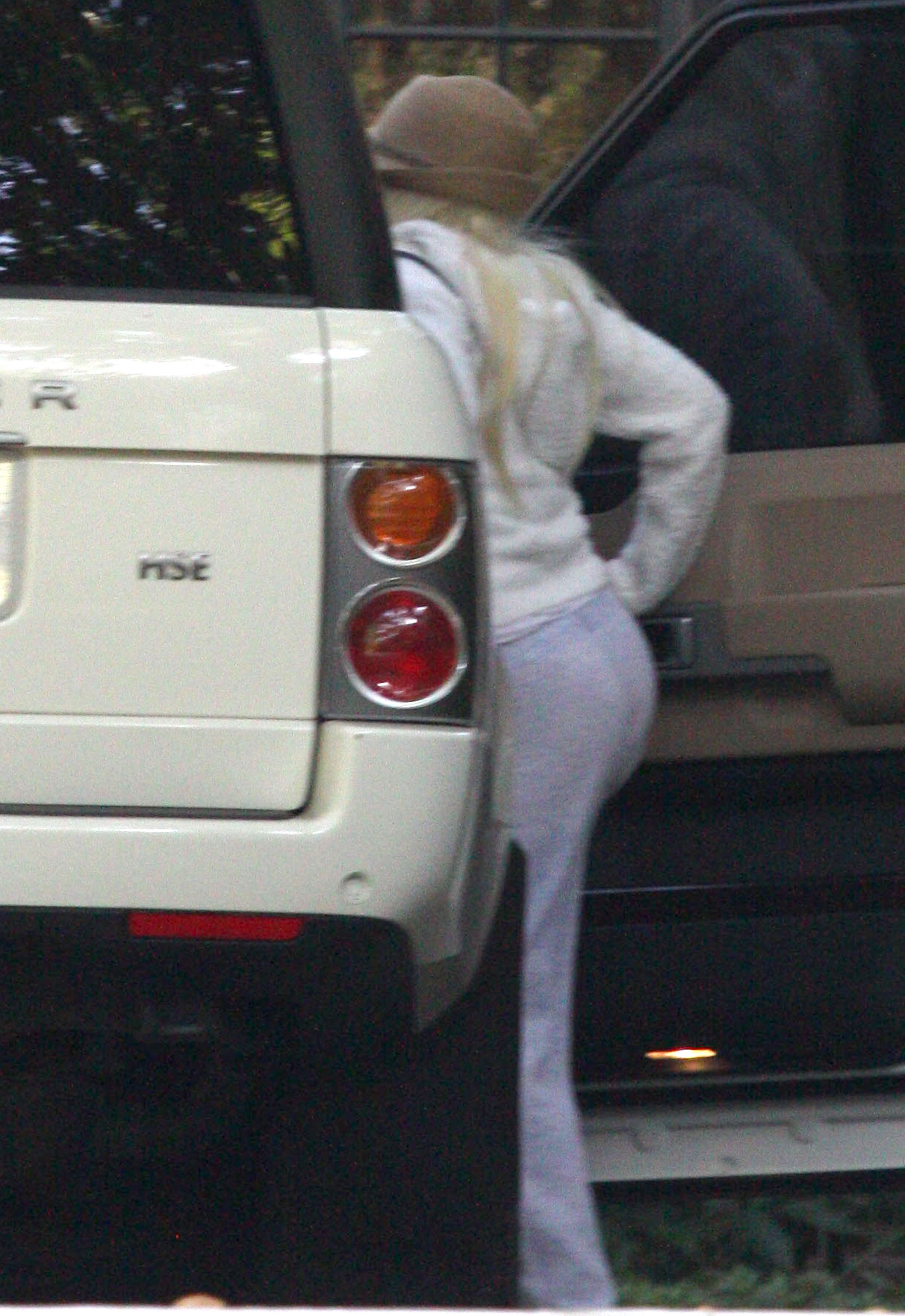 8549029.jpg 8549029.jpg