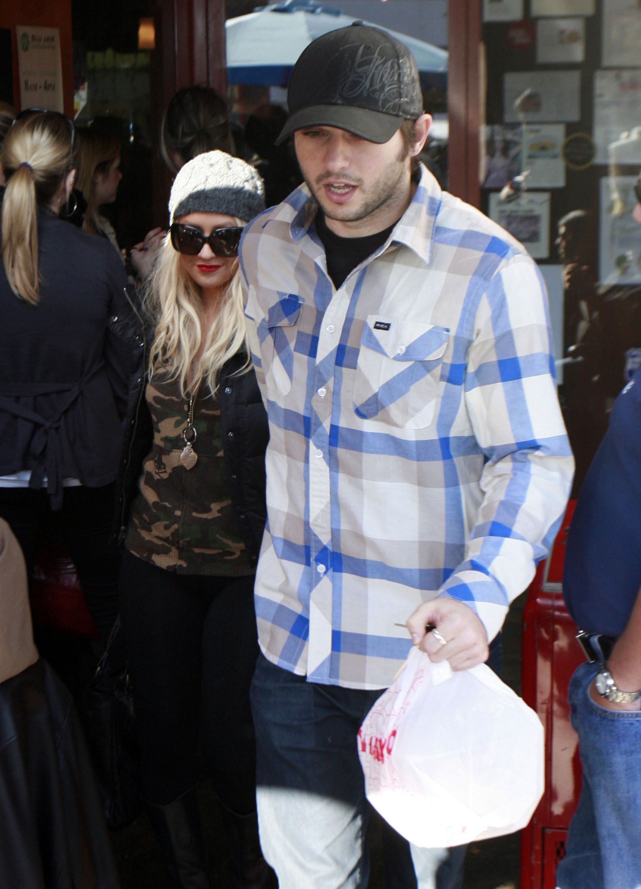 856935016.jpg 856935016.jpg