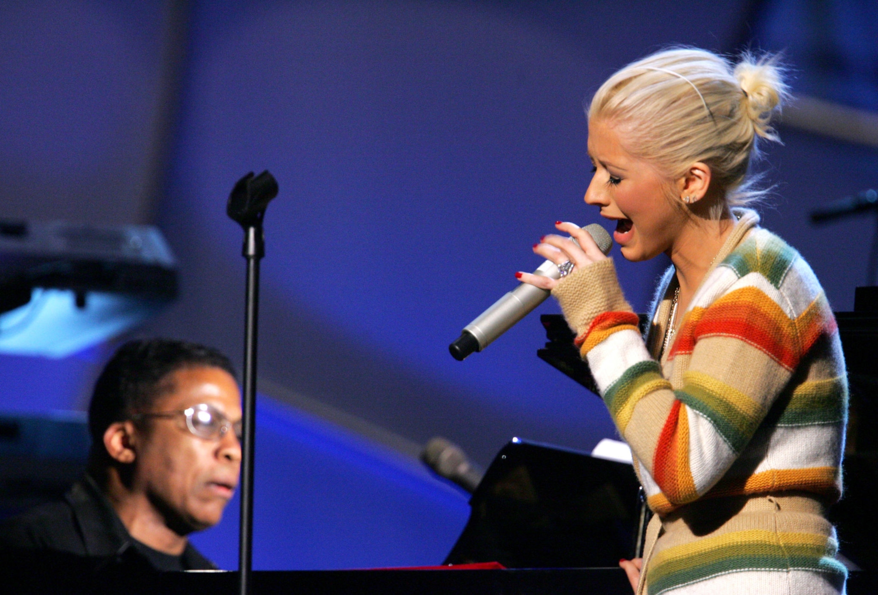 87837680.jpg 87837680.jpg