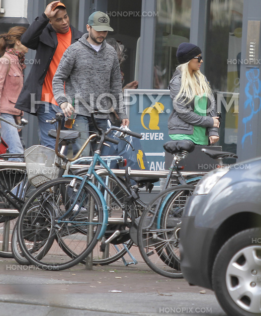 895085004.png 895085004.png