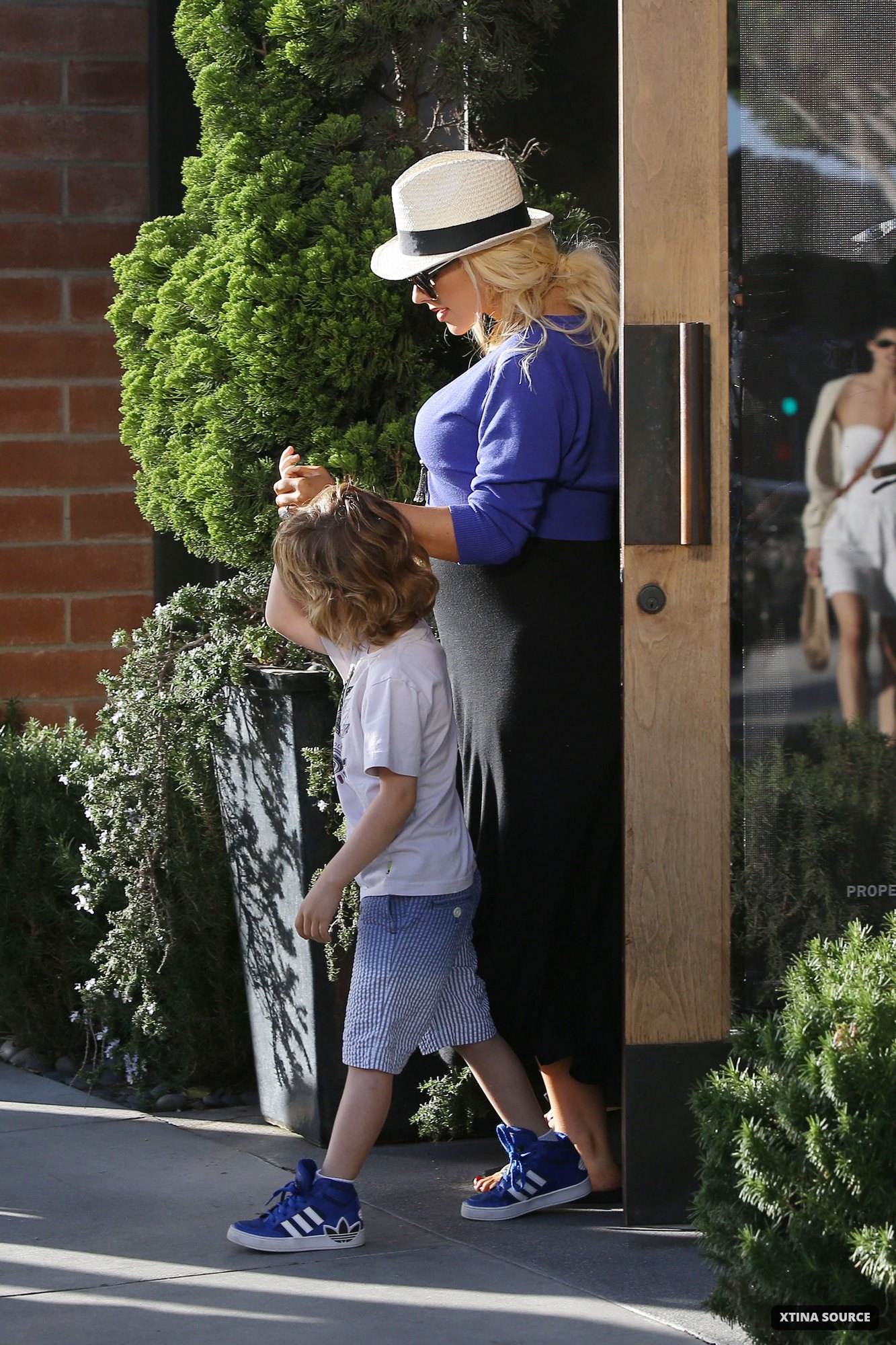 9585011.jpg 9585011.jpg