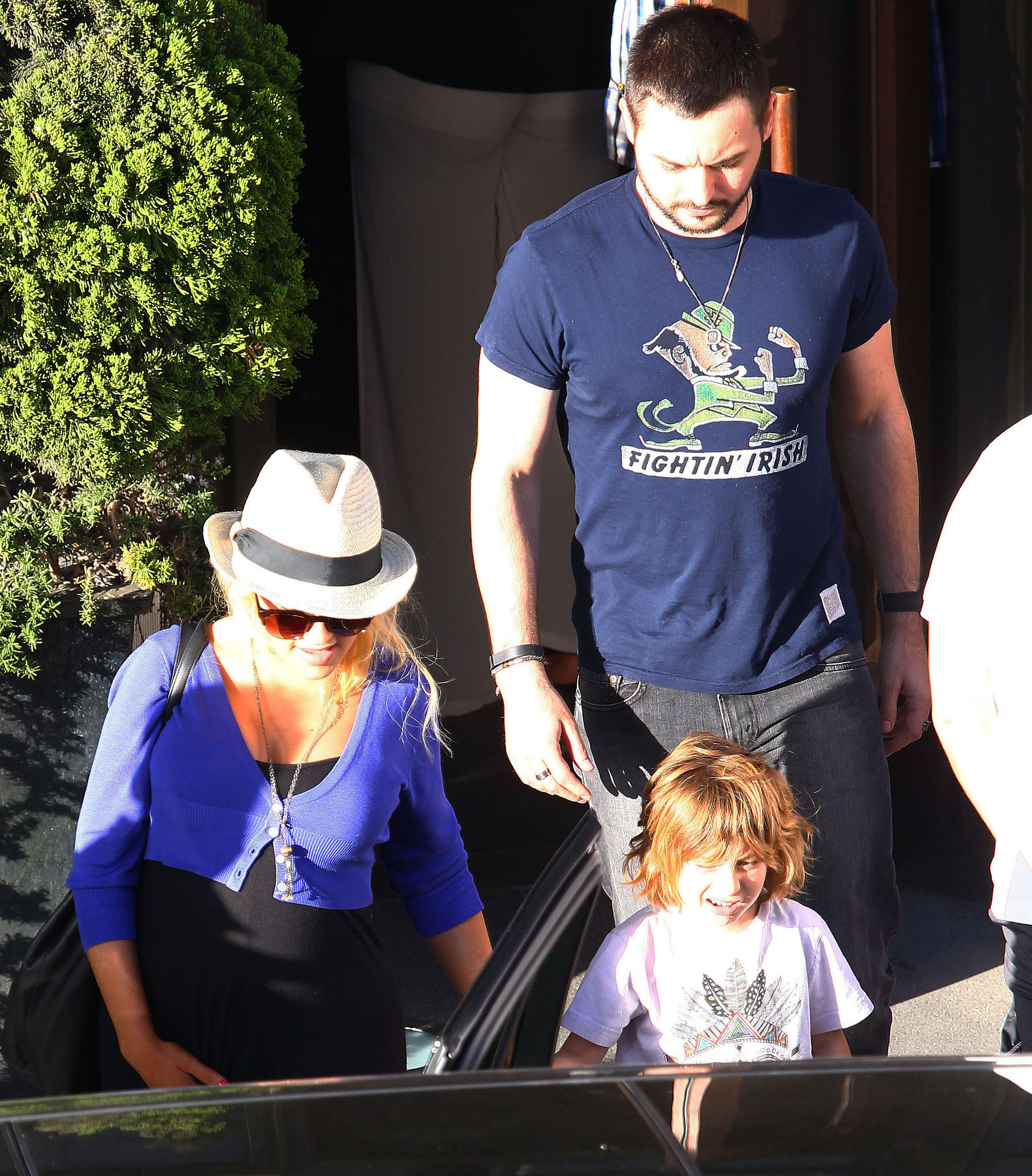 9585060.jpg 9585060.jpg